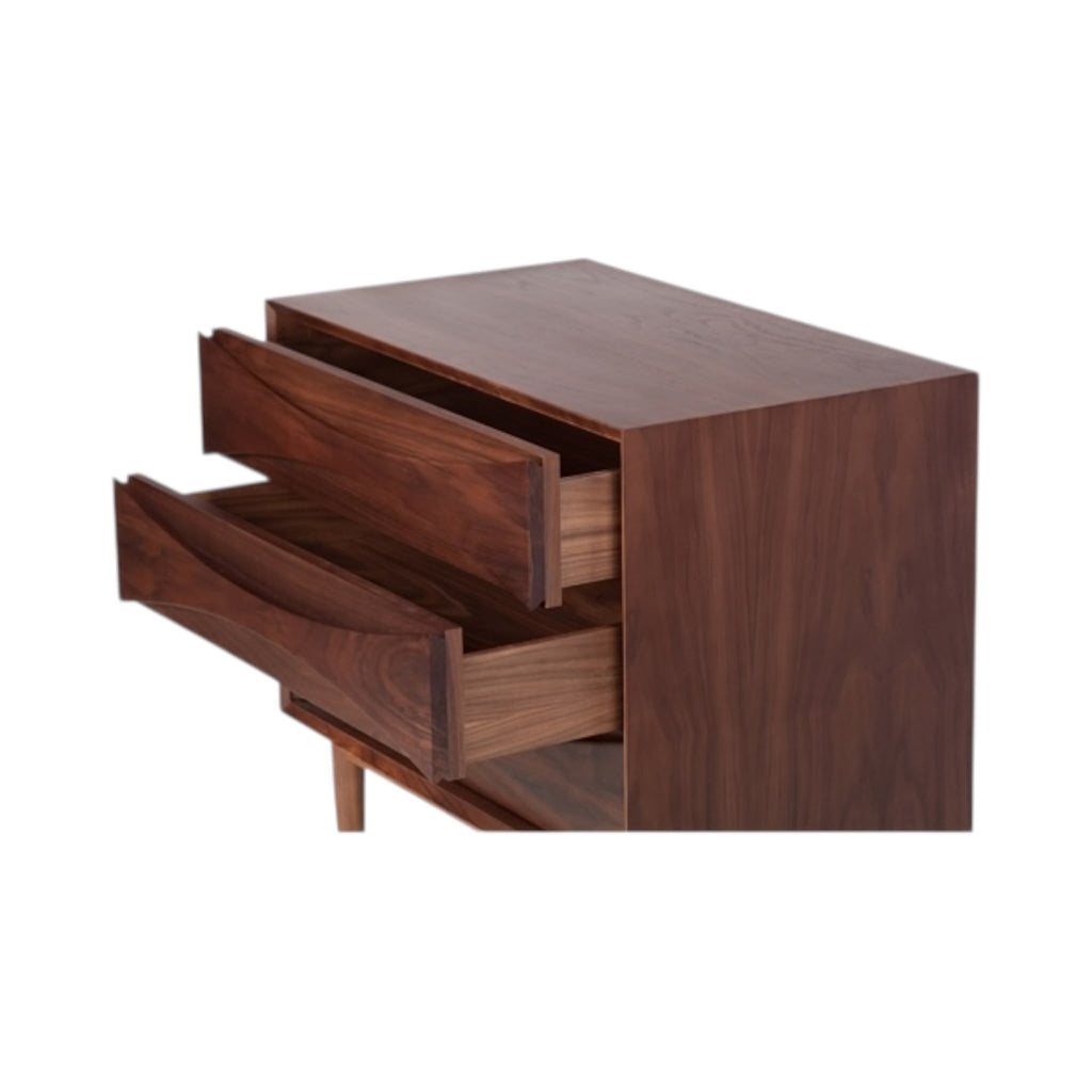 Vodder Lowboy - balanced proportions