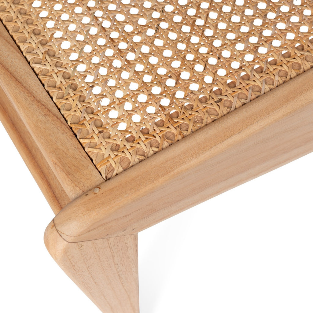 Kangaroo Lounge Chair - comfortable seat and back