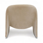 Alky Armchair - Giancarlo Piretti-inspired chair with a foam-padded shell and aluminium feet