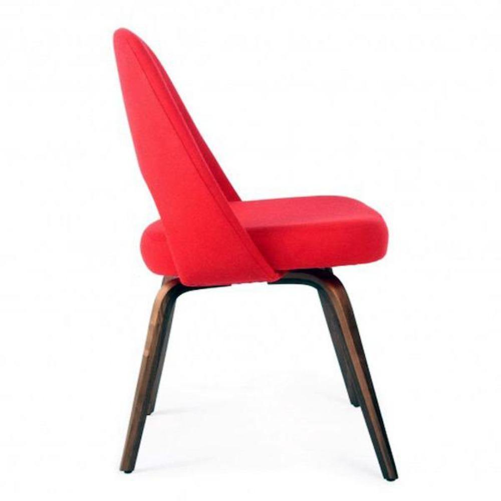 Saarinen Conference Chair - slim, elegant legs