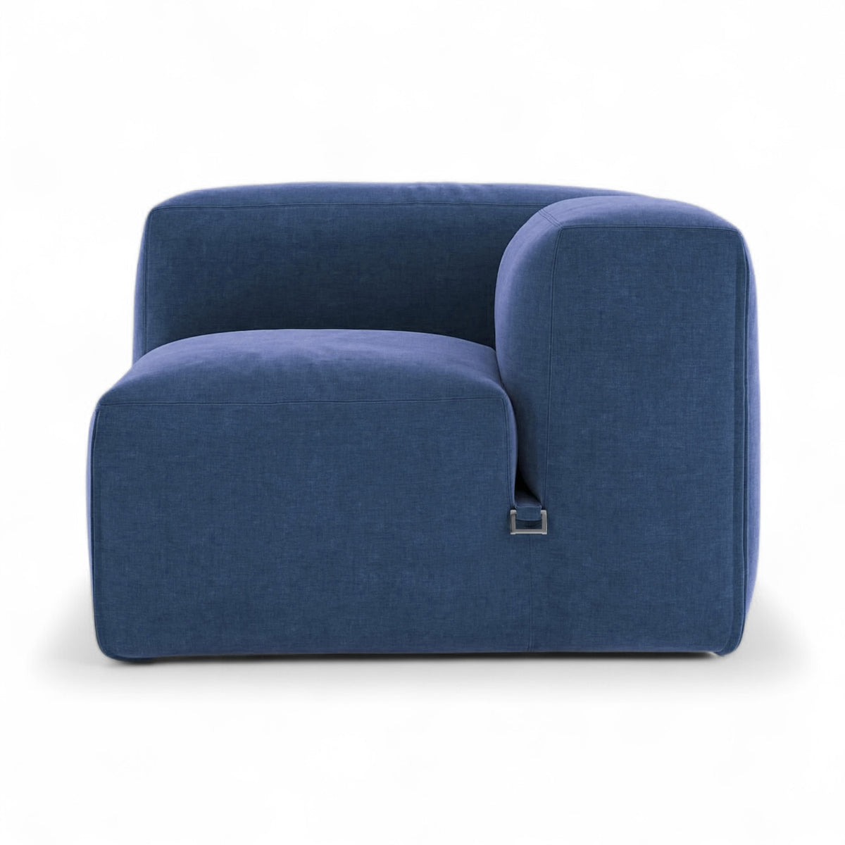 Le Mura End Module - floor-hugging platform and rounded volumes