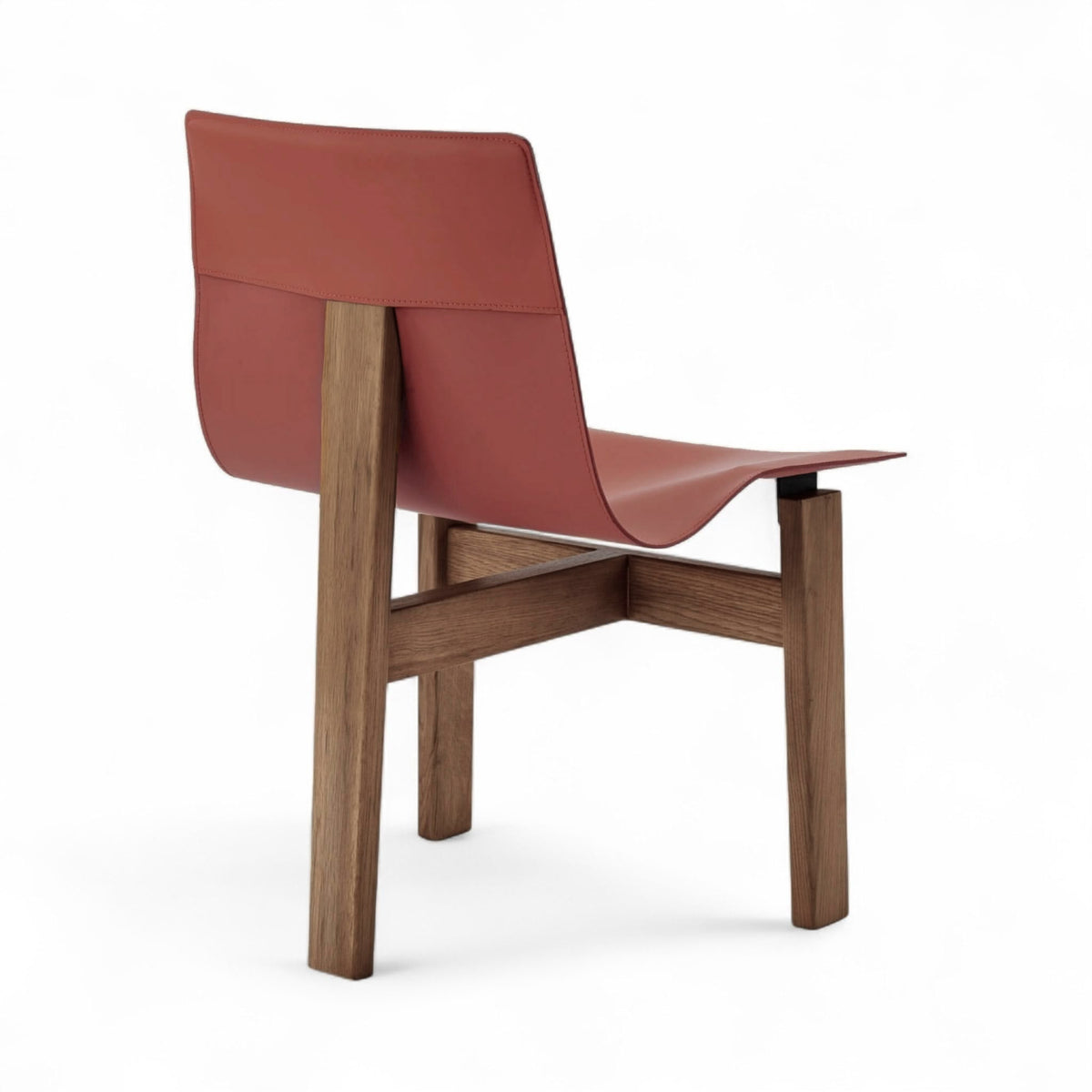 Tre 3 Dining Chair - balanced proportions