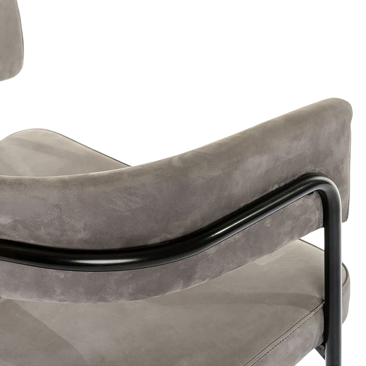 Close-Up view of the backrest and seat of the C-Chair | Nue Modern
