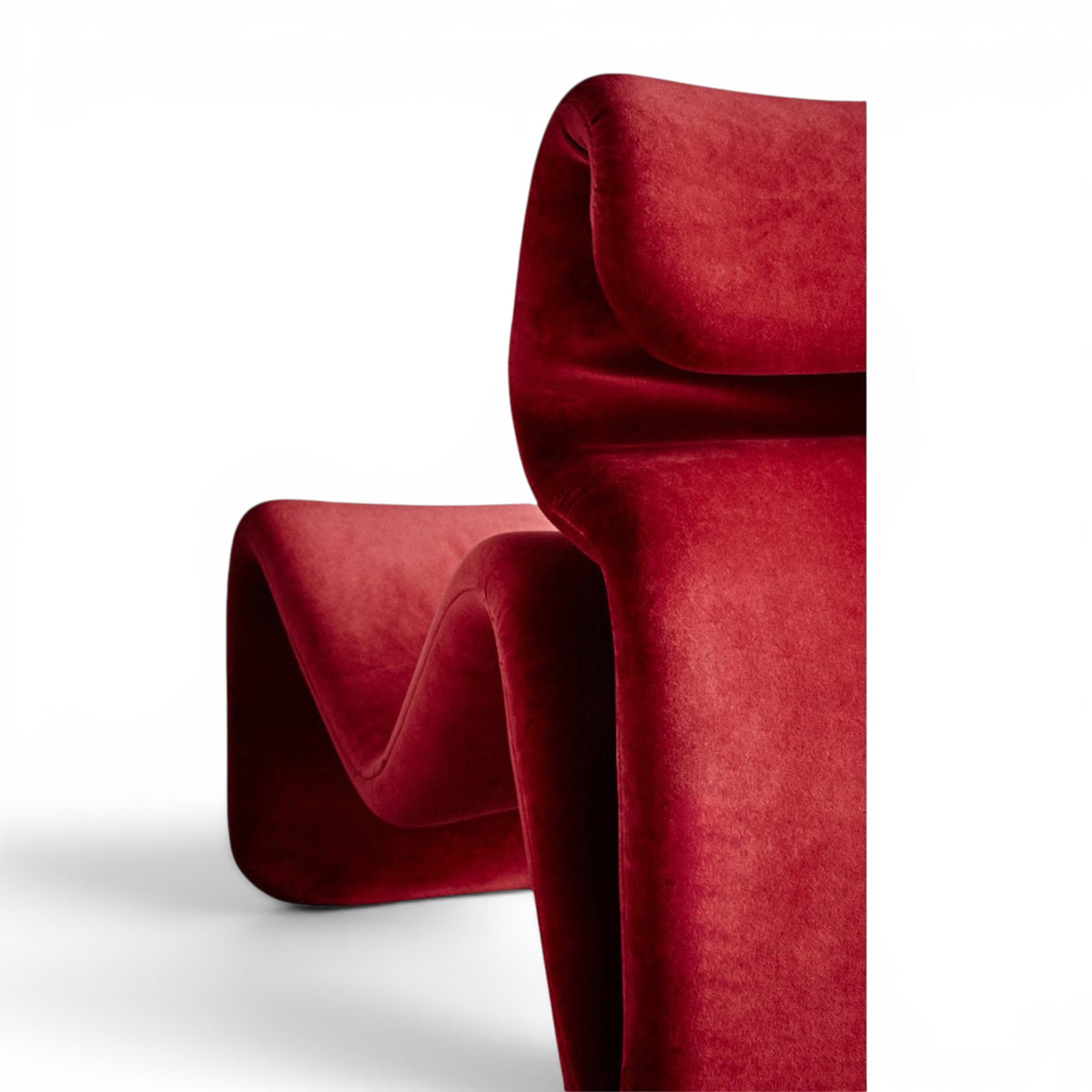 Etcetera Lounge Chair in red - upholstery detail