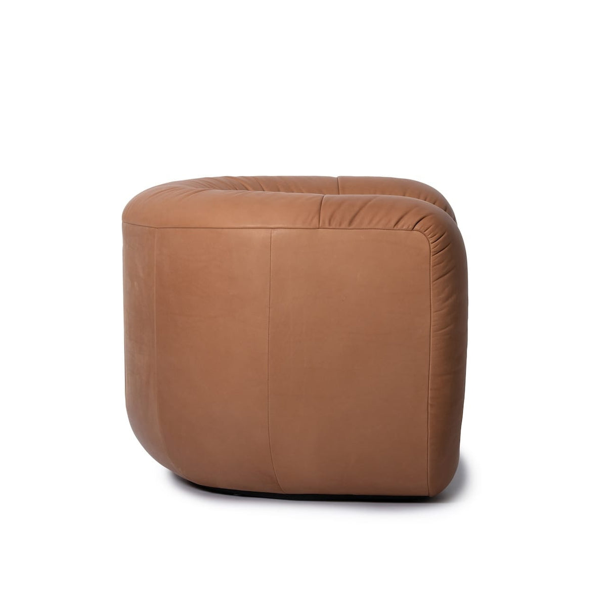 DS 707 Armchair - relaxed tailoring over a hidden frame