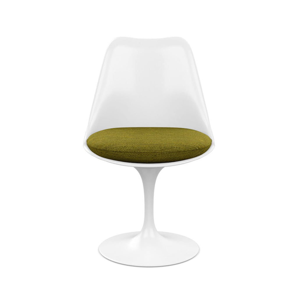 Pedestal Chair - Eero Saarinen-inspired tulip-style chair