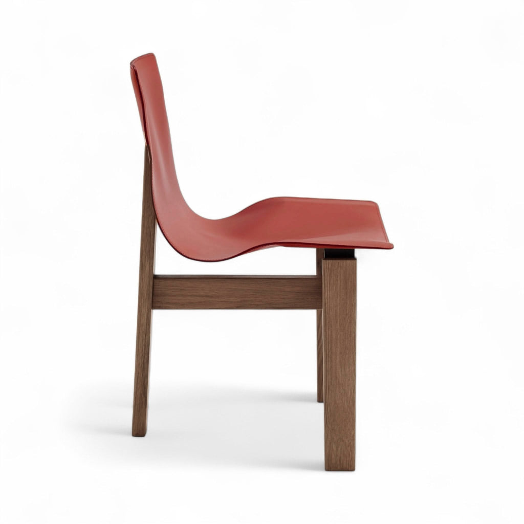 Tre 3 Dining Chair - versatile chair for most dining tables