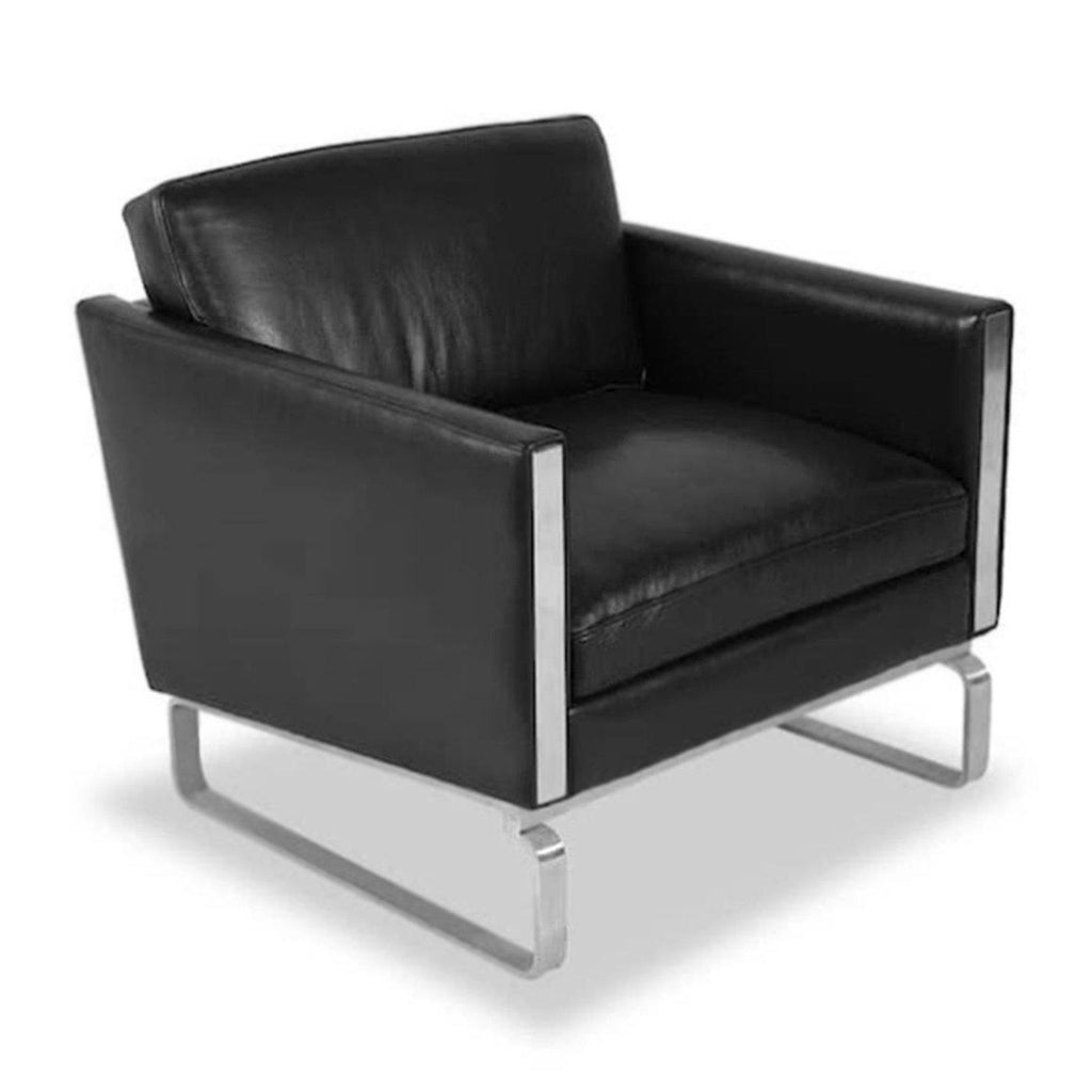 CH101 Armchair in black leather with metal base - three-quarter view | Nue Modern