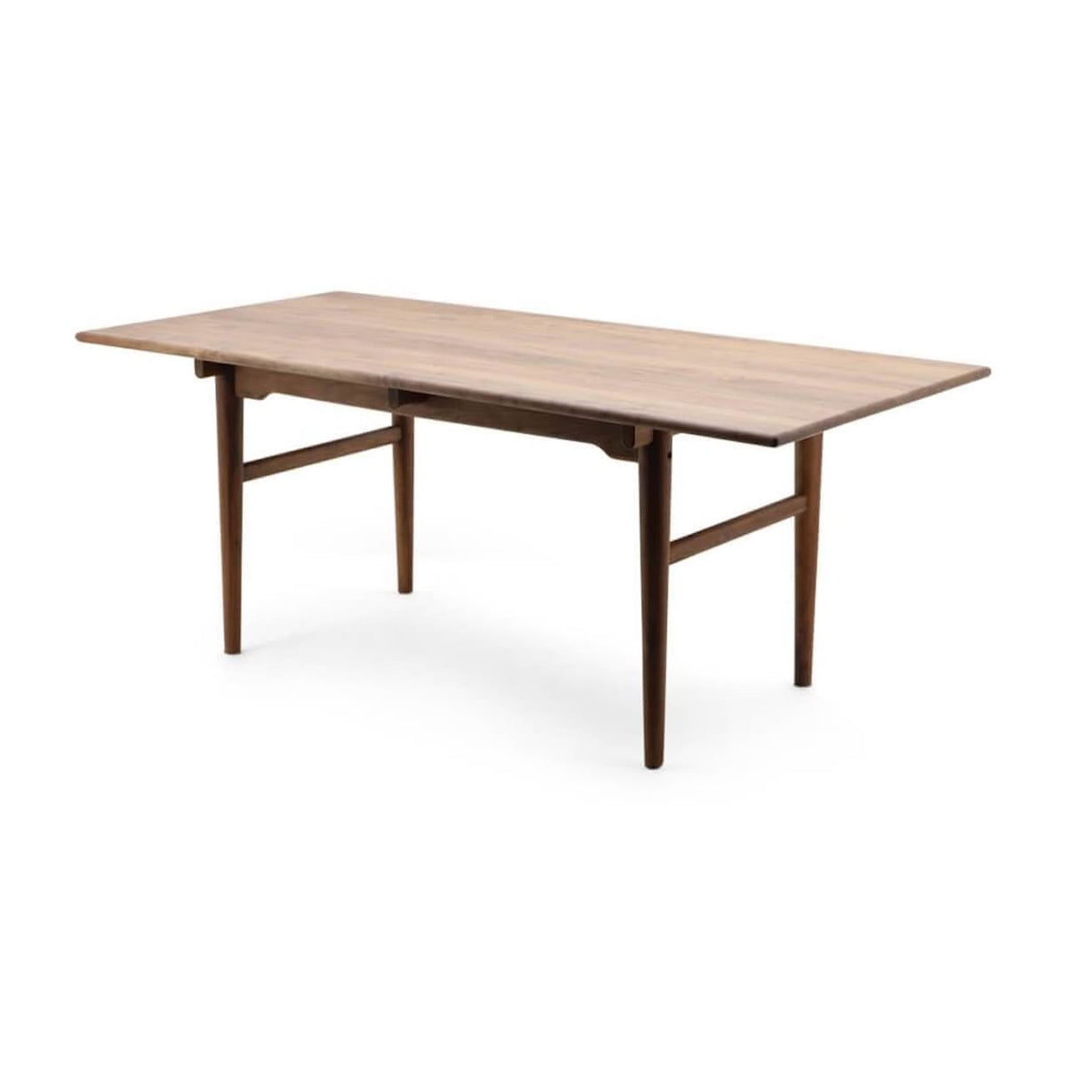 CH327 Dining Table - corner-set legs leaving generous knee room