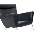 CH445 Wing Chair - close-up of the leather upholstery